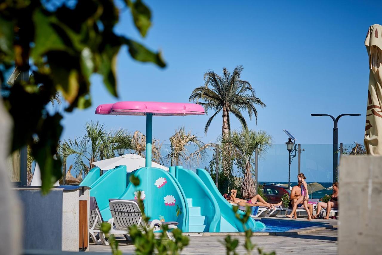 Sea Love Apt Spa N Pools Beach Resort Năvodari Exteriér fotografie